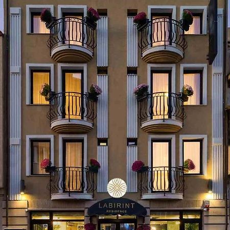 Labirint Boutique Hotel Bucarest Extérieur photo