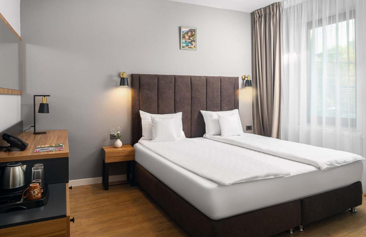 Labirint Boutique Hotel Bucarest Extérieur photo