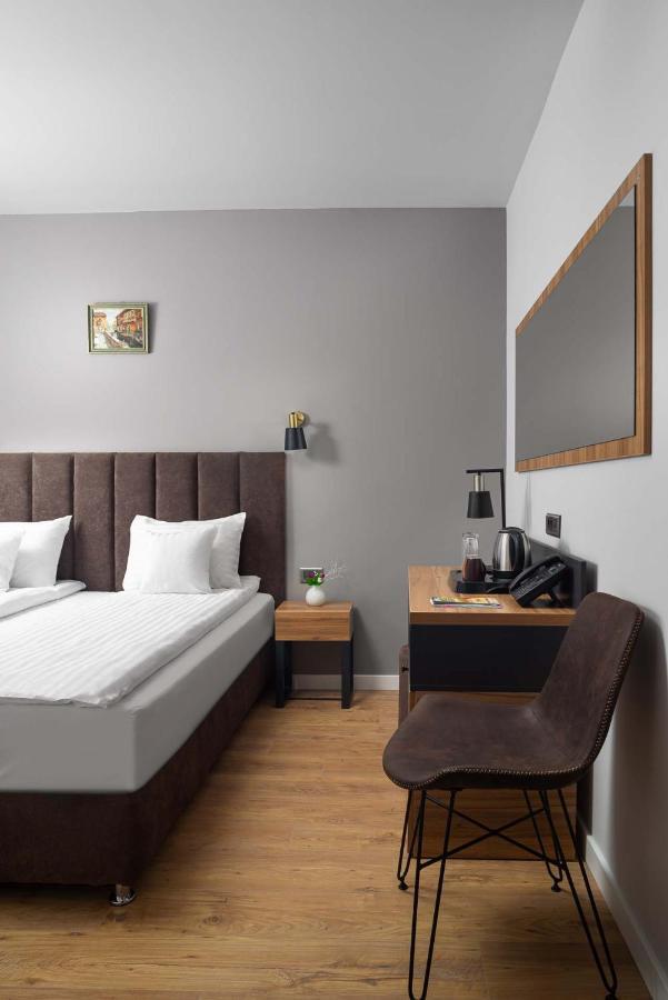 Labirint Boutique Hotel Bucarest Extérieur photo